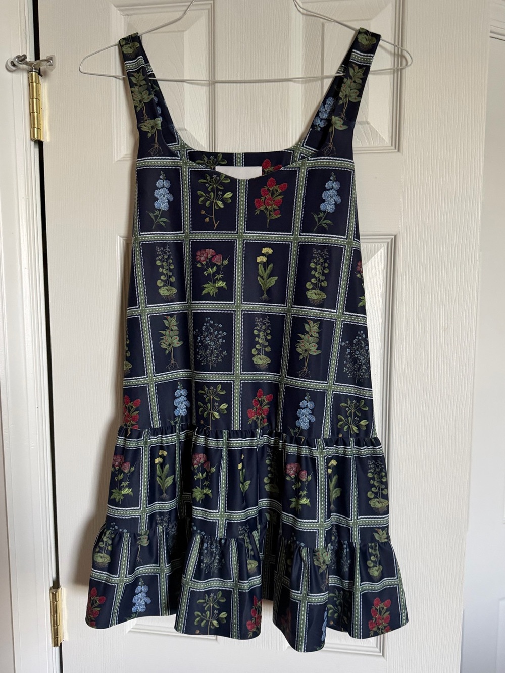 Smith & Quinn Ines Dress in Gardeners Window